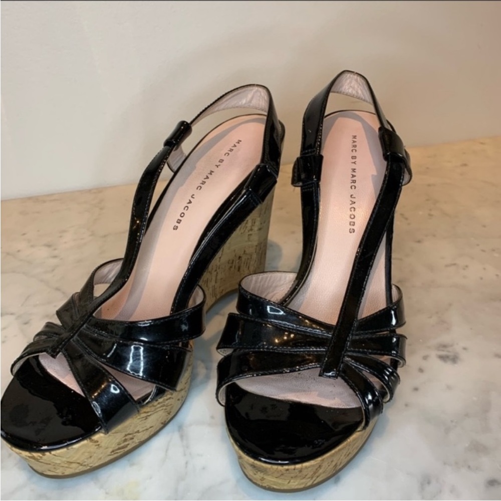 Marc by Marc Jacobs patten leather cork wedges sz 39 1/2 (9 - 9 1/2).